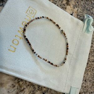 ENewton brown bracelet